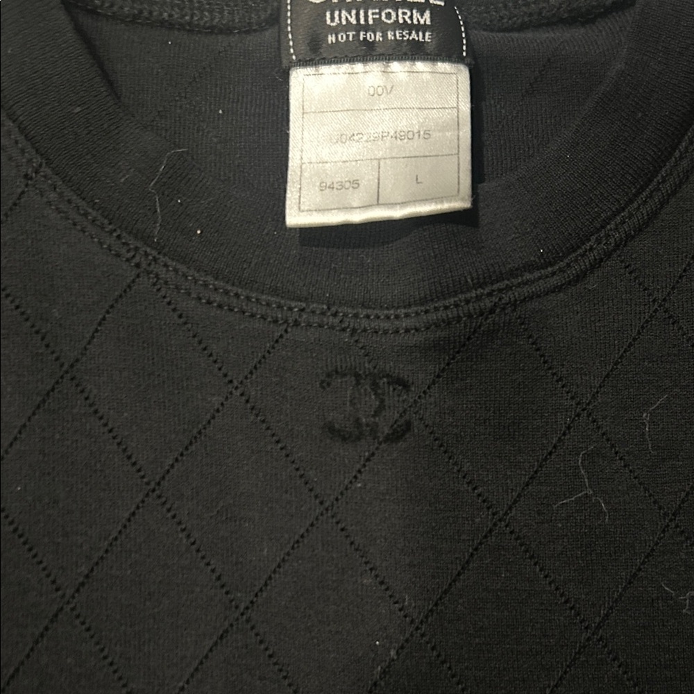 CHANEL Black Short Sleeve Tee - Picture 3 of 4
